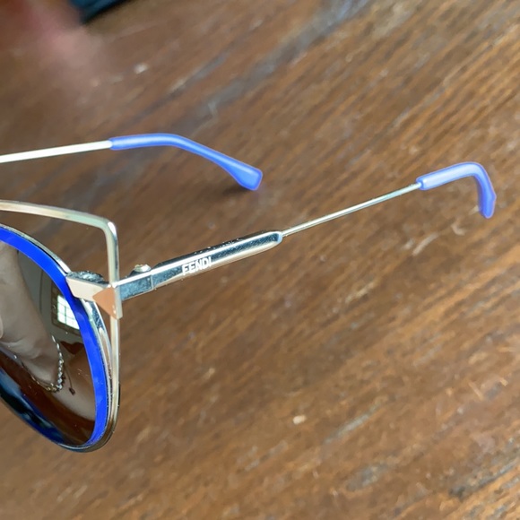 Fendi Cat-eye Sunglasses - Picture 3 of 5